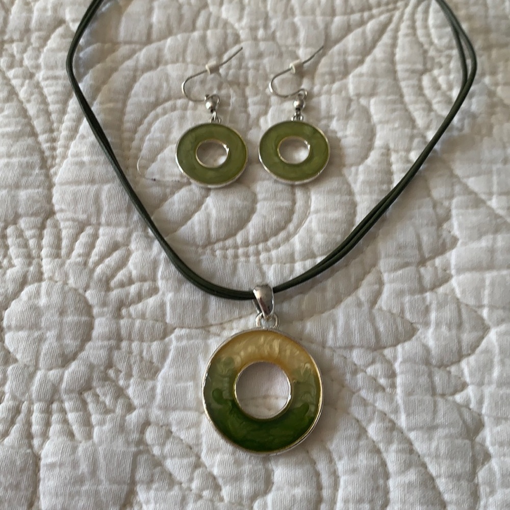 Green And Silver Colored Necklace And Earrings Set